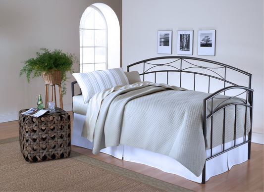 Metal Daybed with Trundle