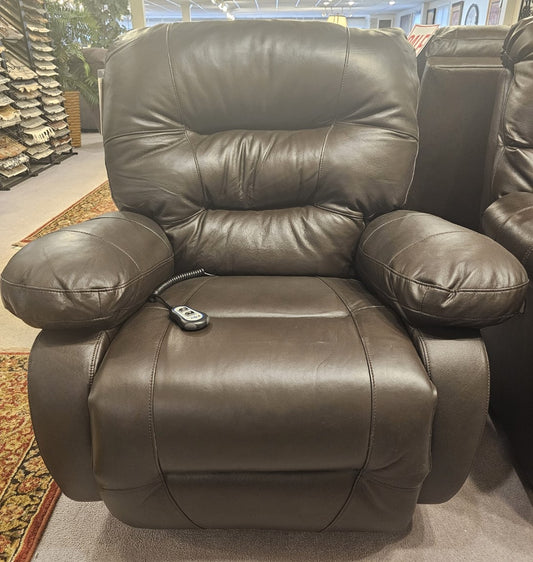 Oversized Space Saver Recliner